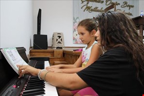 Kaş’ta KAŞMEK projesi kapsamında piyano kursu 